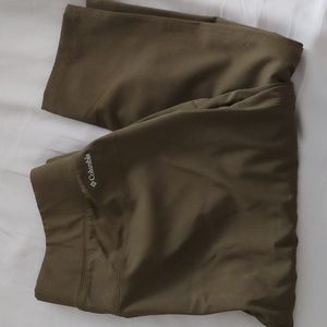 Columbia fitted hiking pants